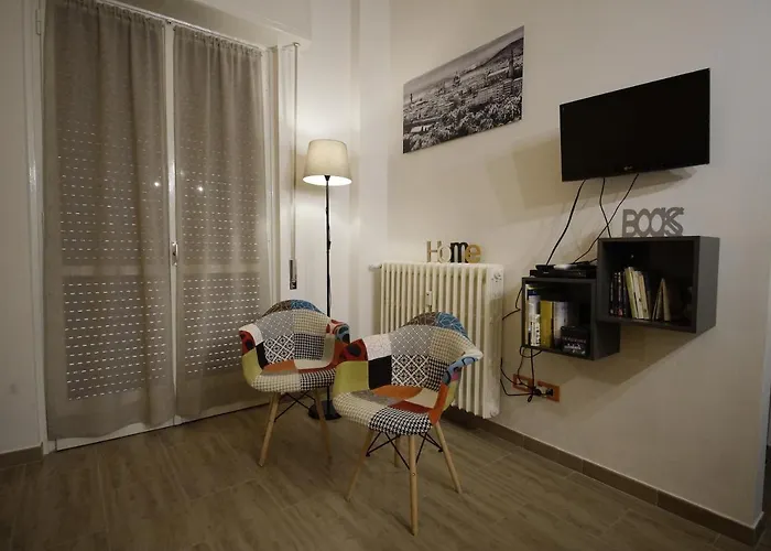 Fiorino House Apartament *