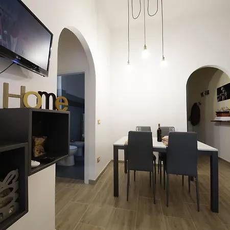 Fiorino House